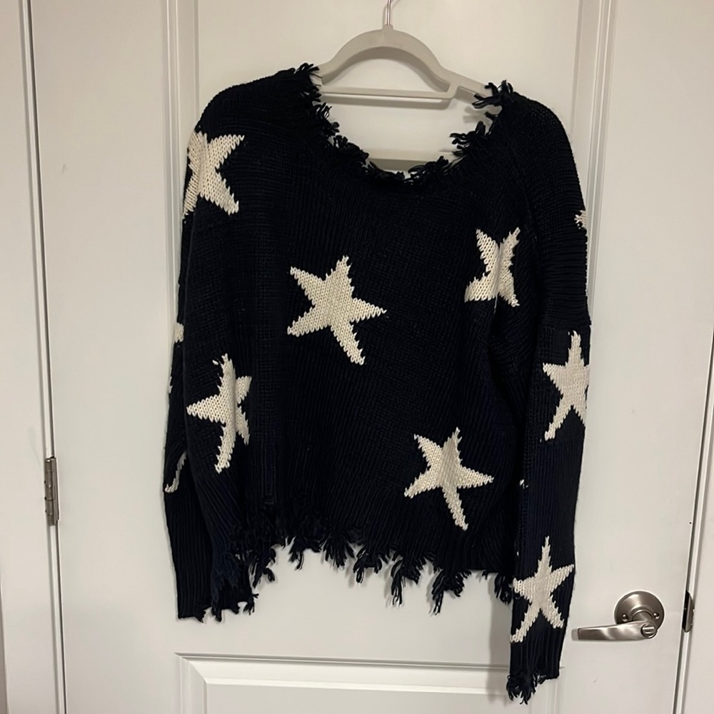 Storia Star print knit sweater! NWT